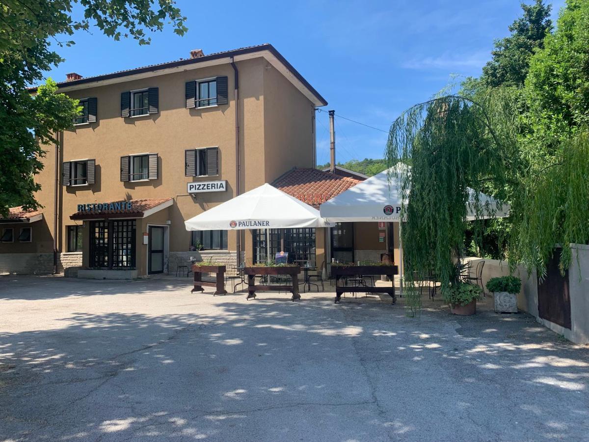 All'Antica Stazione Muggia Exterior photo
